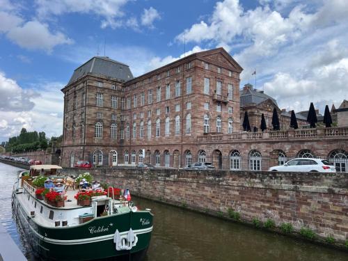 Saverne Appartement | Les Rives du Château 2 - Vue sur les bateaux