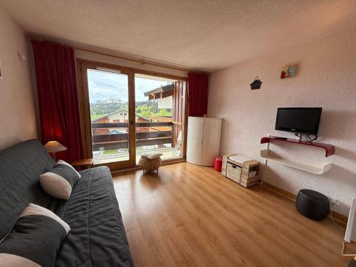 Les Saisies Appartement | Les Saisies - Studio-Cabine avec balcon sud et casier à skis - FR-1-293-157