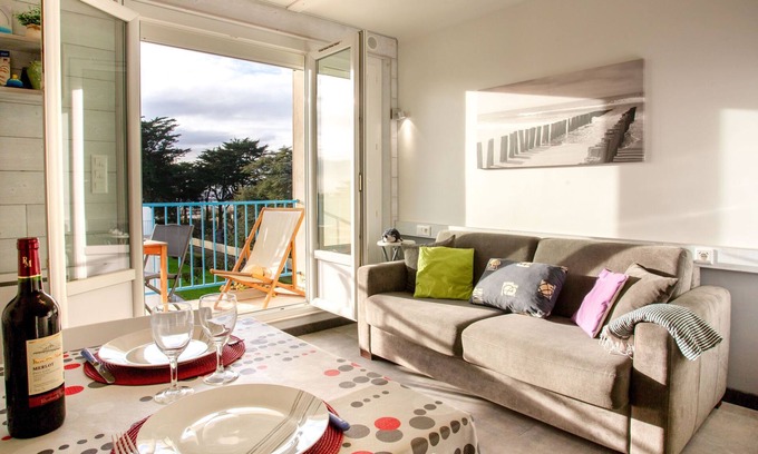 La Bernerie-en-Retz Appartement | Les Tilleuls by Interhome