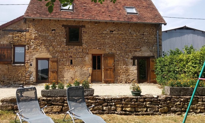 Baron Maison | Maison de campagne des Verchères au coeur du Charolais en Bourgogne du sud