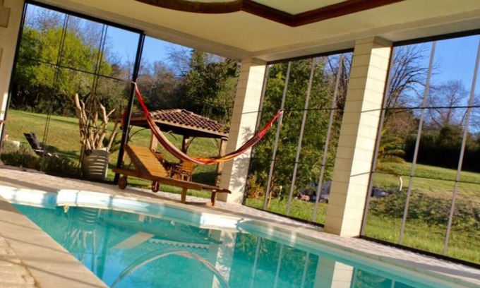 Brossac Maison | Lescure - Relaxing getaway in the middle of nature with swimming pool, for 12