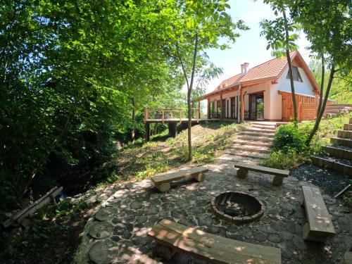 Lesencetomaj Appartement | Lesence Zug Vendégház