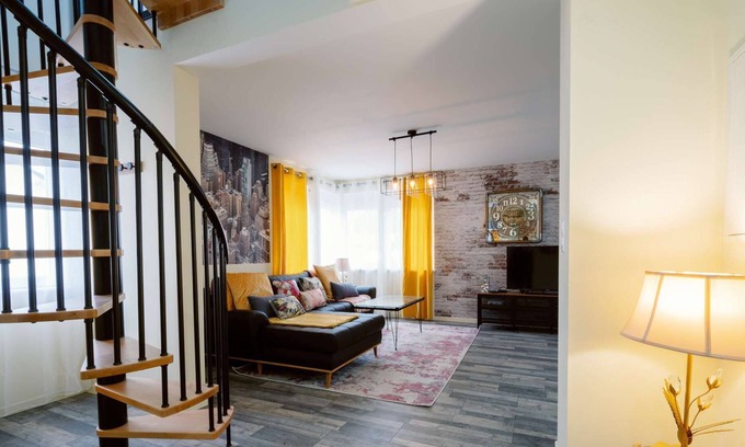 Hesingue Appartement | Leslodgespa, La Newyorkaise, parking and more...