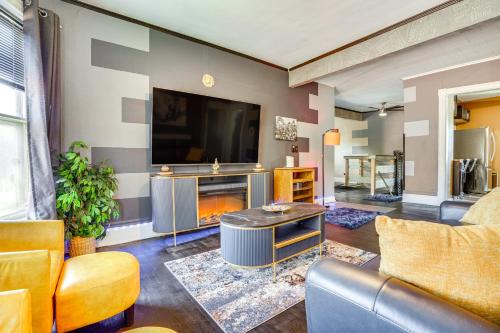 West Side Appartement | Less Than 2 Mi to Dtwn and Mississippi River West Side Home