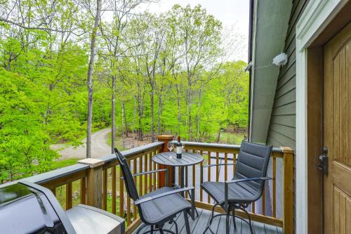 North Pole Appartement | Less Than 5 Mi to Whiteface Mtn Resort Cabin-Style Apt