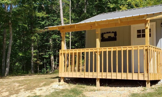 Newcomb Maison | Moins d'un mile de Royal Blue Riding Trails et TWRA TrailHead