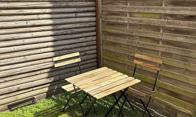 Wolfenbuettel Appartement | Lessingstube: Bright, cozy apartment with box spring bed & close to Jägermeister