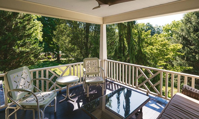 Lewisburg Maison | Lewisburg Sunny Retreat