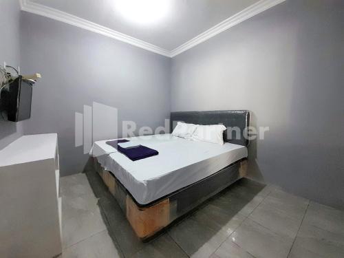 Tuban Sub-District Hôtel | LH101 Guest House Syariah near Makam Sunan Bonang RedPartner