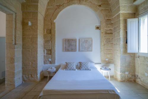 Acquarica Lit Et Petit-Déjeuner | Li Perrini Boutique B&B