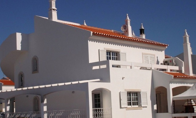 Retur Villa | Belle maison de 6 chambres, 5 salles de bains et piscine à deux pas de la plage