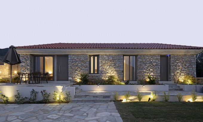 Sourpi Maison | Lichnos Luxury Studio
