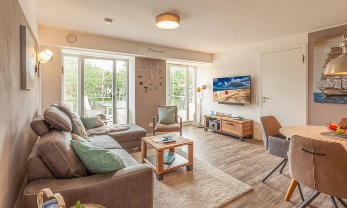 Prora Appartement | Liebevoll & Hochwertig Eingerichtetes Apartment mit Tollem Balkon zur Meerseite
