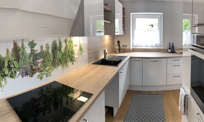 Furstenfeldbruck District Appartement | Liebevoll und Hochwertig Renovierte Wohnung für Ihre Auszeit