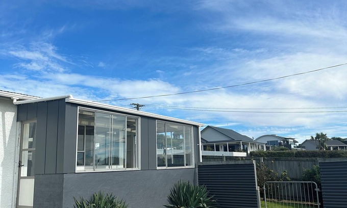 Kakanui Maison | Life by the sea! Enjoy tranquil views and all-day sun.