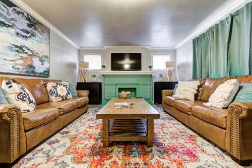 Central Oklahoma City Appartement | Life's a beach-Near uptown & Asian District