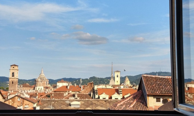 Roman Quarter Appartement | Lumière et détente dans le quadrilatère romain