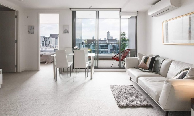 Windsor Appartement | Light Filled Modern Escape in a Prime Location