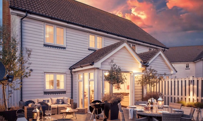 Camber Cottage | Light House - un chalet qui peut accueillir 8 personnes dans 3 chambres