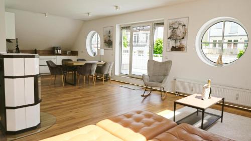 Warnemuende Appartement | LIGHTHOUSE HOMES - moderne Ferienwohnungen mit Terrasse am Kirchenplatz