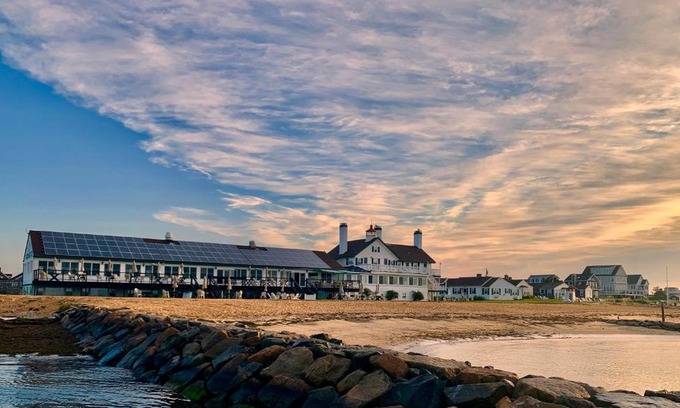 West Dennis Station Balnéaire | Lighthouse Inn Cape Cod