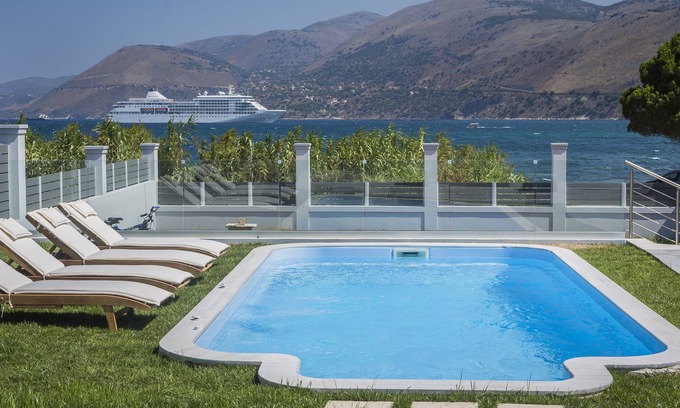 Argostoli Town Villa | Phare Villa 2. L'un des endroits les plus populaires de Céphalonie