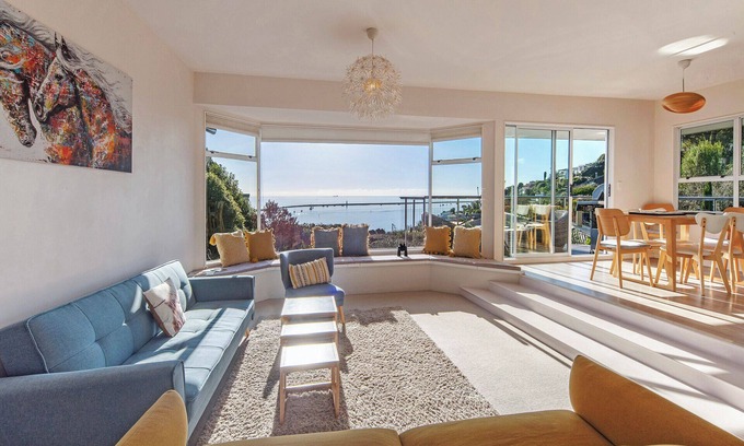 Nelson Maison | Lighthouse Vista - All-day Sun & Exceptional Sea Views!