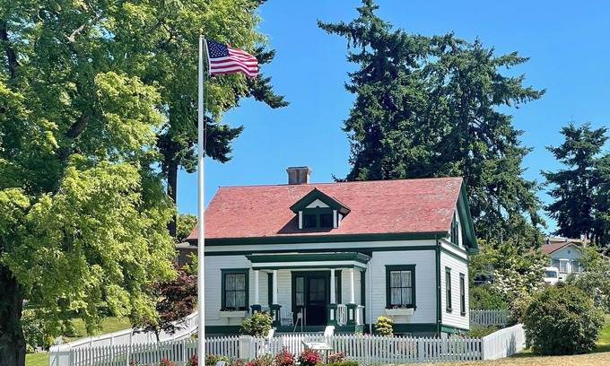 Tacoma Maison | Propriété Cottage Lighthouse sur Puget Sound «L'une des plus belles aux États-Unis»