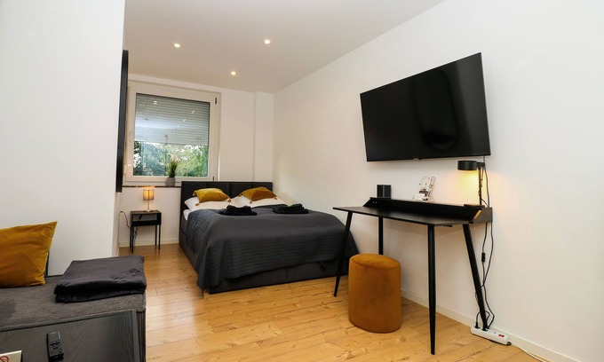 Wenden Appartement | Lightplace - Großes Apartment - 3 Schlafzimmer - Boxspring - Balkon - Smart TV