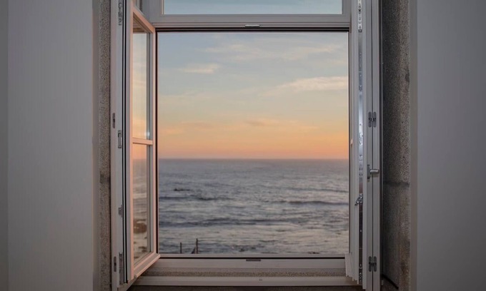Foz do Douro Appartement | Liiiving à Porto | Luxury Beachfront Apartment II