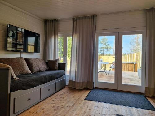 Kadrina Parish Maison | Liivakõrtsi väike puhkemaja saunaga