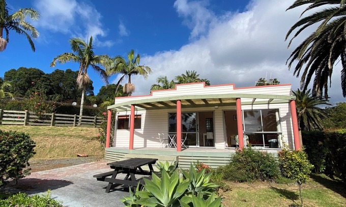 Cable Bay Maison | Lil Pink Gin