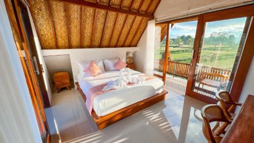 Taro Maison | Lila Sari Guest House with breakfast