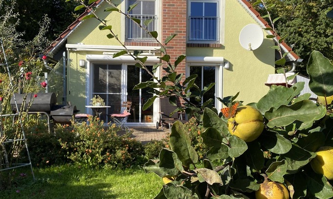 Putbus Maison | Lille Havehus - Idyllic vacation home near the Bodden