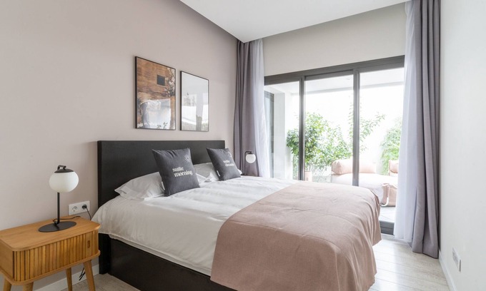 Hostafrancs Appartement | limehome Barcelona Rector Triadó