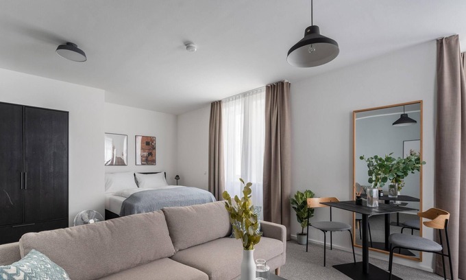 Innere Stadt Appartement | limehome Linz Friedrichstr | Suite XXL