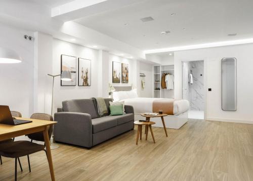 Ciudad Jardin Appartement | limehome Madrid Calle de Matilde Diez