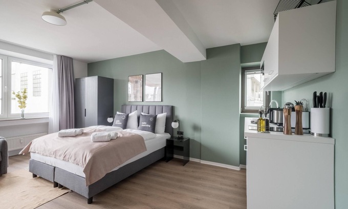 Hauptbahnhof Appartement | limehome Saarbrücken Berliner Promenade
