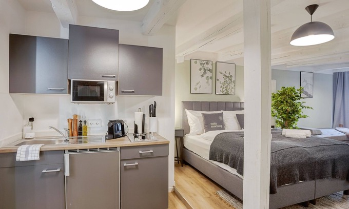 Zwickau Appartement | limehome Zwickau Hauptmarkt