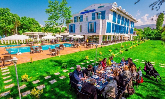 Iznik Hôtel | Limnades Hotel