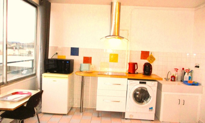 Limoges Appartement | LIMOGES,, appart BELLE VUE à 10mn A20++ RN141++ RN21 !