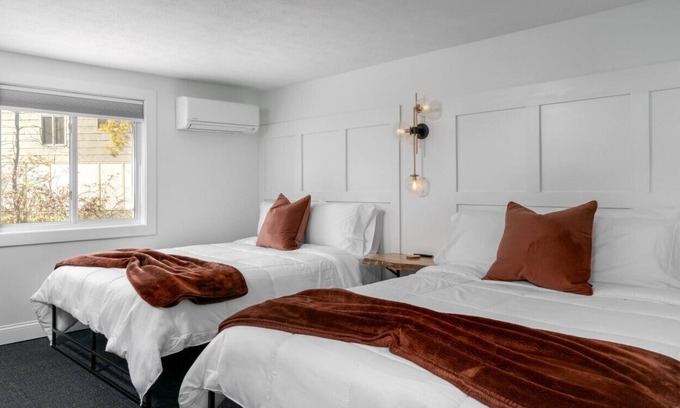 Ellicottville Cabine | Lincoln Boutique Motel- Lower Room #5