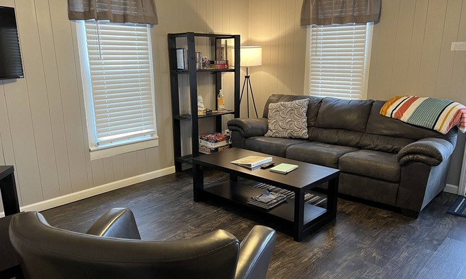 Litchfield Maison | Tout de suite I-55; 50 miles au nord de St Louis 2-BR