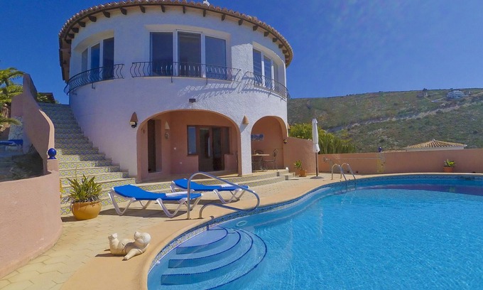 L'Alcassar Villa | Linda Vista - Golden Valley