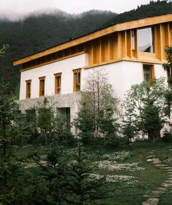 Shangri-La Hôtel | Linden Centre Naada