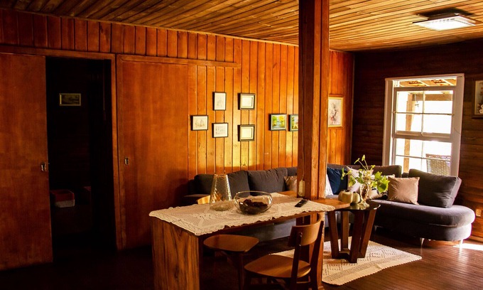 Caraa Chalet De Ski | Lindo chalé rustico beira-rio com lazer, Caraá/RS