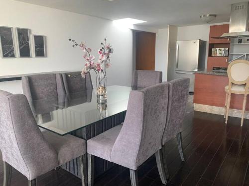 Bosques de las Lomas Appartement | Lindo depa 2 rec Bosques con jardin y gym