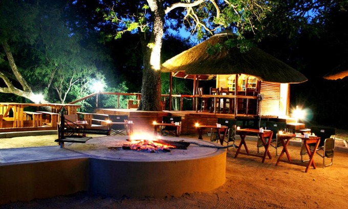 Thorny Bush Game Reserve Cabine | Lion Tree Top Lodge