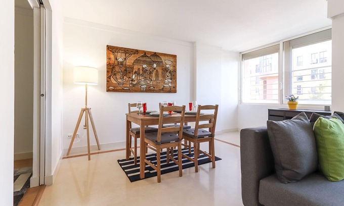 Lumiar Copropriété | Lisbon Flower 360º - Your Lovely Flat with Pool and Parking