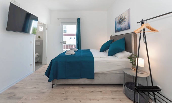 Rommelhausen Appartement | Lit Living-Luxury-Box Spring - Parking
